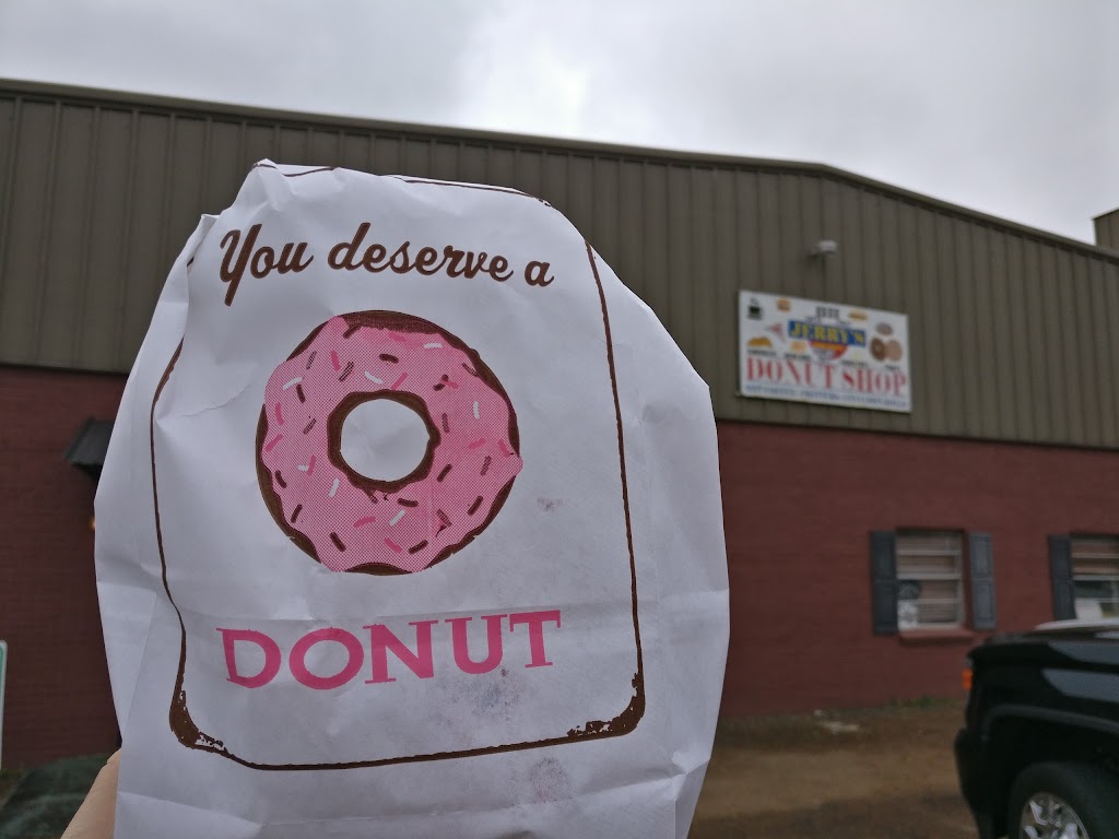 Jerrys Donut Shop | bakery | 3004 Carter St, Vidalia, LA 71373, USA | 3183363002 OR +1 318-336-3002