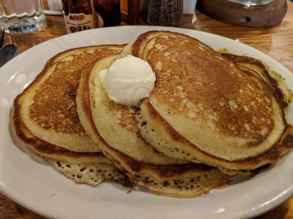 Cracker Barrel Old Country Store | restaurant | 4367 OH-44, Rootstown, OH 44272, USA | 3303259970 OR +1 330-325-9970