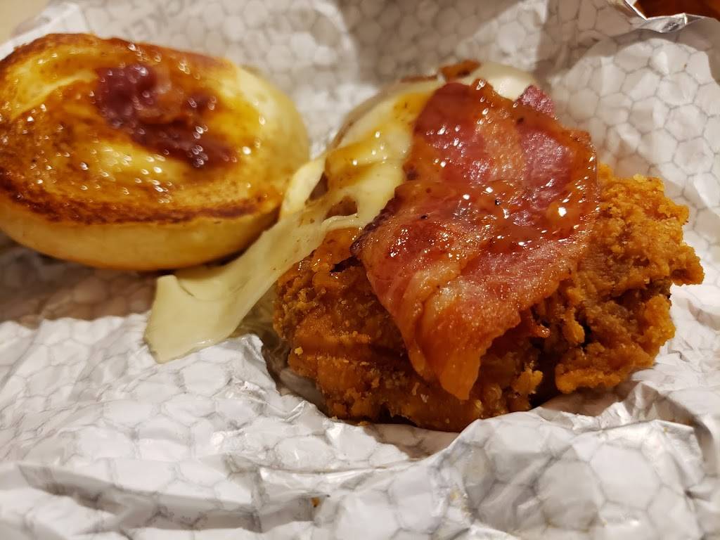 Wendys | restaurant | 2215 N Washtenaw Ave, Chicago, IL 60647, USA | 7733429339 OR +1 773-342-9339