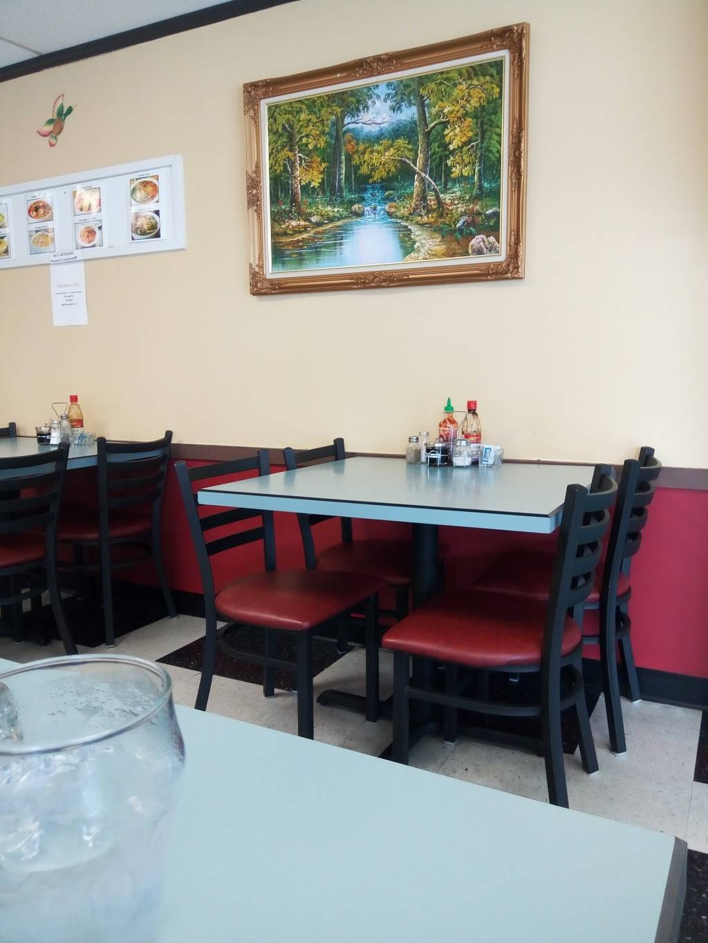 Siam Thai | restaurant | 453 Lincoln Ave, Charleston, IL 61920, USA | 2173450313 OR +1 217-345-0313