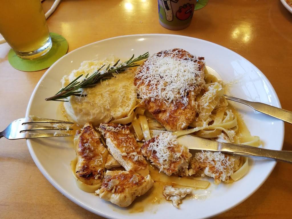 Olive Garden Italian Restaurant | meal takeaway | 153 Andover St, Danvers, MA 01923, USA | 9787508324 OR +1 978-750-8324