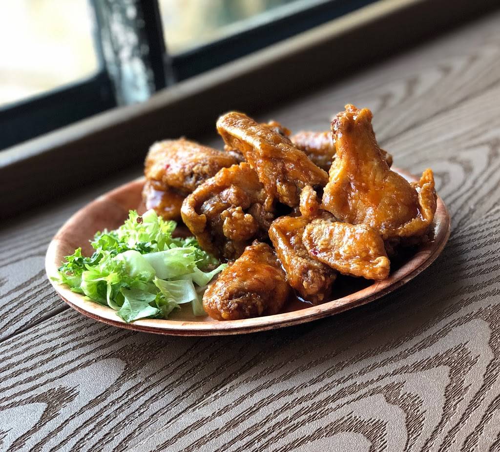 The Hut Bar and Grill | restaurant | 190 Boardwalk Pl E, Madeira Beach, FL 33708, USA | 7272584820 OR +1 727-258-4820