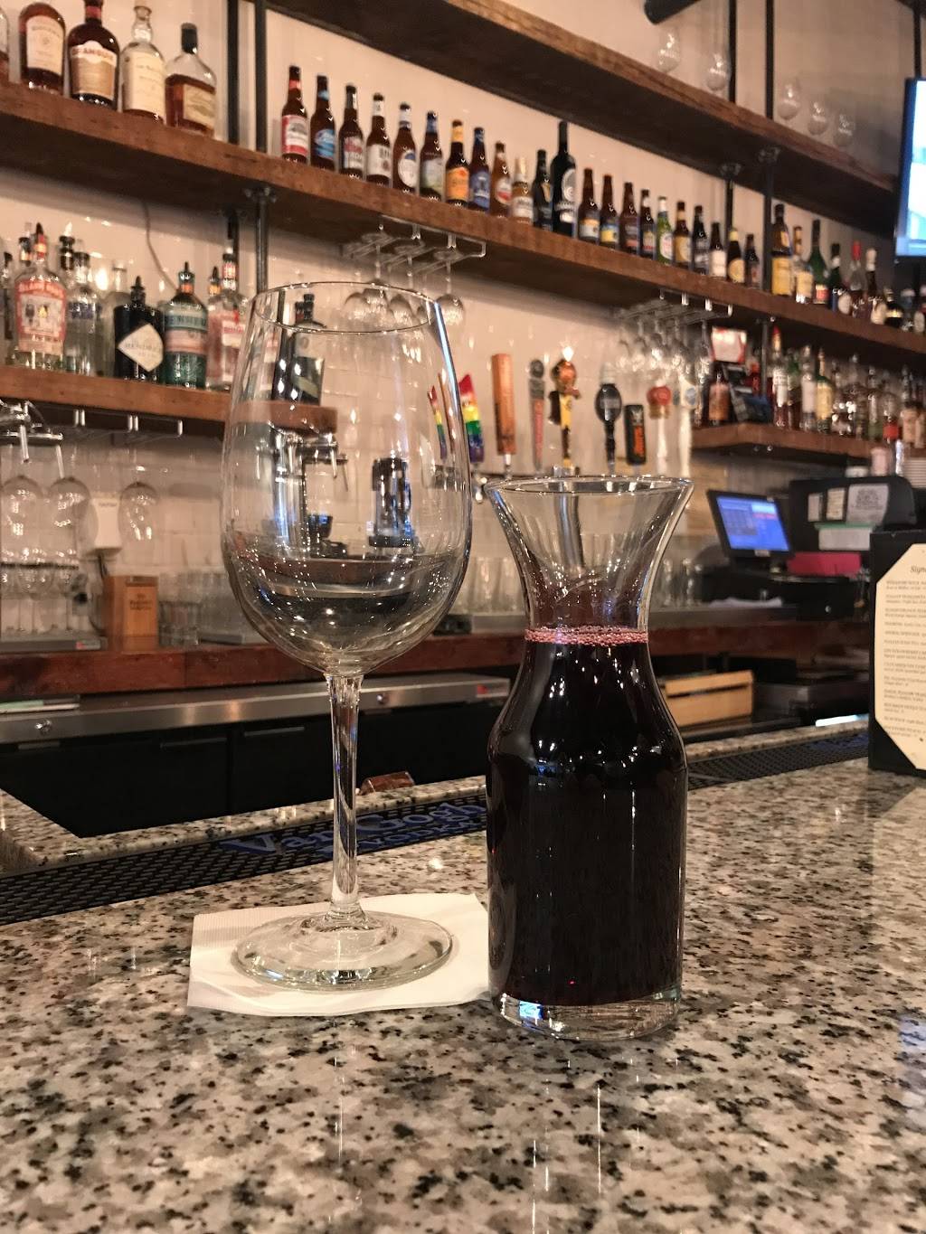 Woodfire Brick Oven Pizza | restaurant | 408 E State St, Rockford, IL 61104, USA | 8159046422 OR +1 815-904-6422