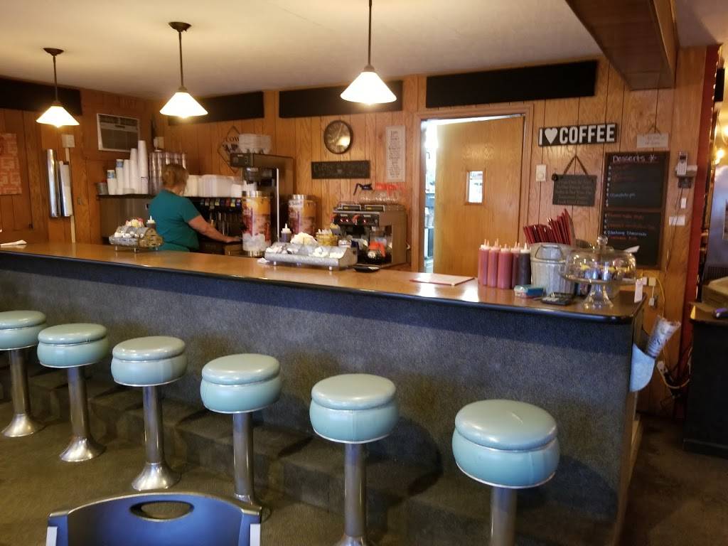 3rd Street Diner | restaurant | 208 N 3rd St, Oakland, MD 21550, USA | 3013343300 OR +1 301-334-3300