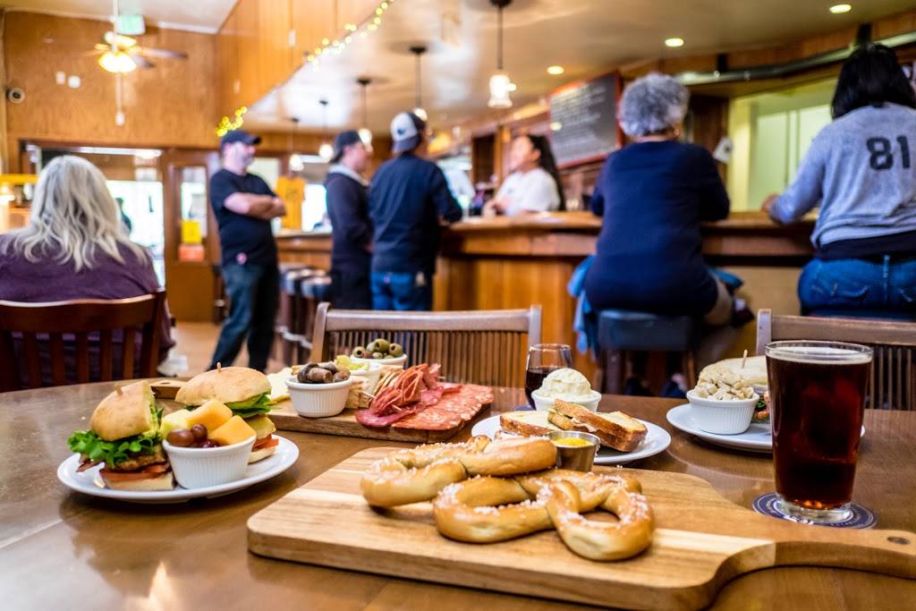 Joes Corner | restaurant | 2946, 37713 Niles Blvd, Fremont, CA 94536, USA | 5108968025 OR +1 510-896-8025