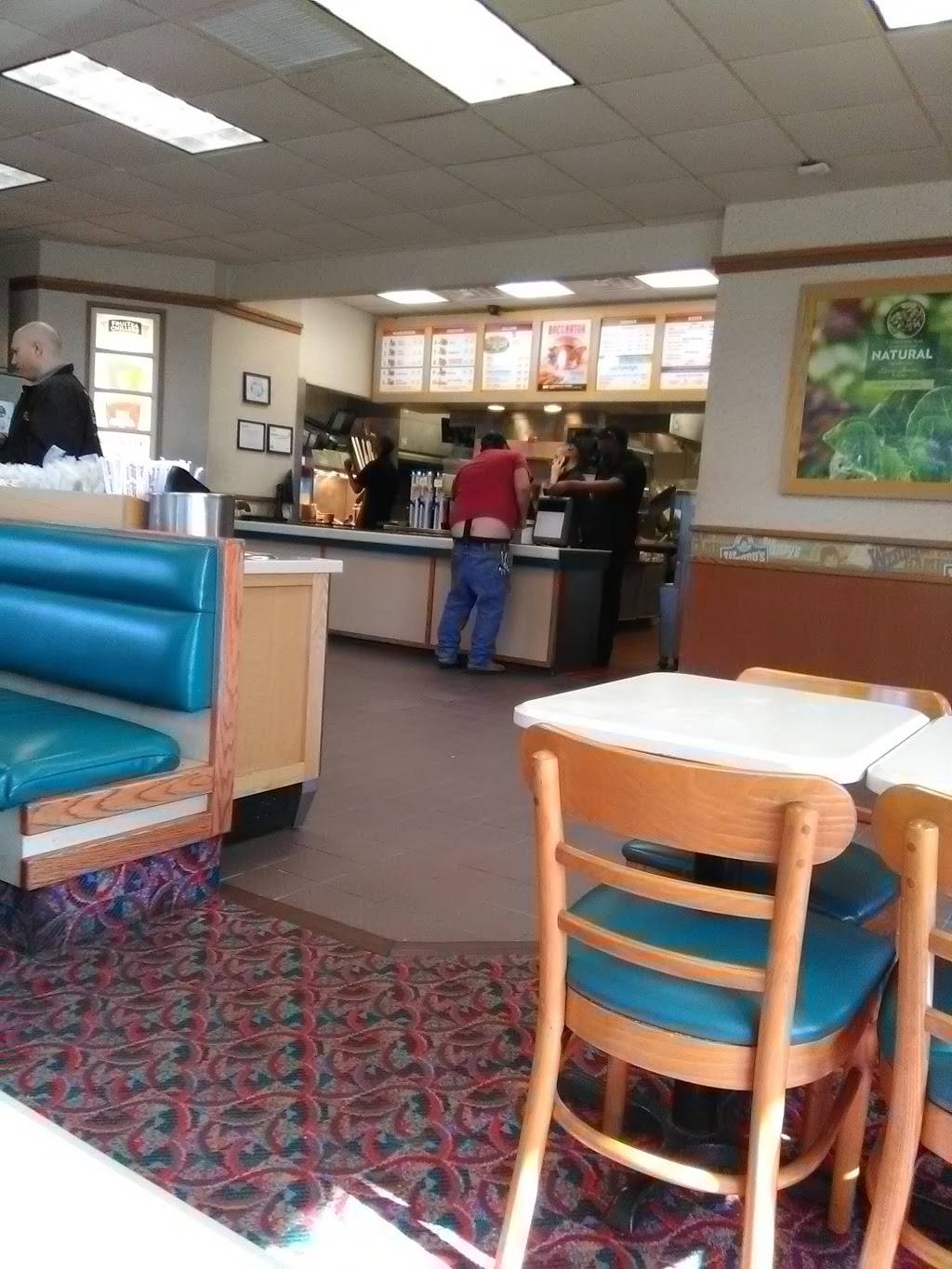 Wendys | restaurant | 327 W McKinley Ave, Mishawaka, IN 46545, USA | 5742550142 OR +1 574-255-0142