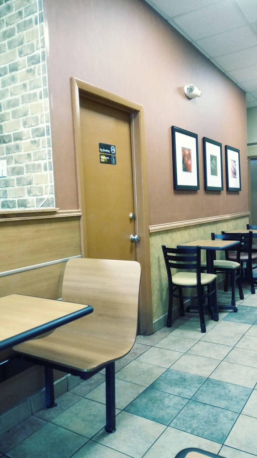 Subway Restaurants | restaurant | 15416 NW 77th Ct, Miami Lakes, FL 33016, USA | 3058220655 OR +1 305-822-0655