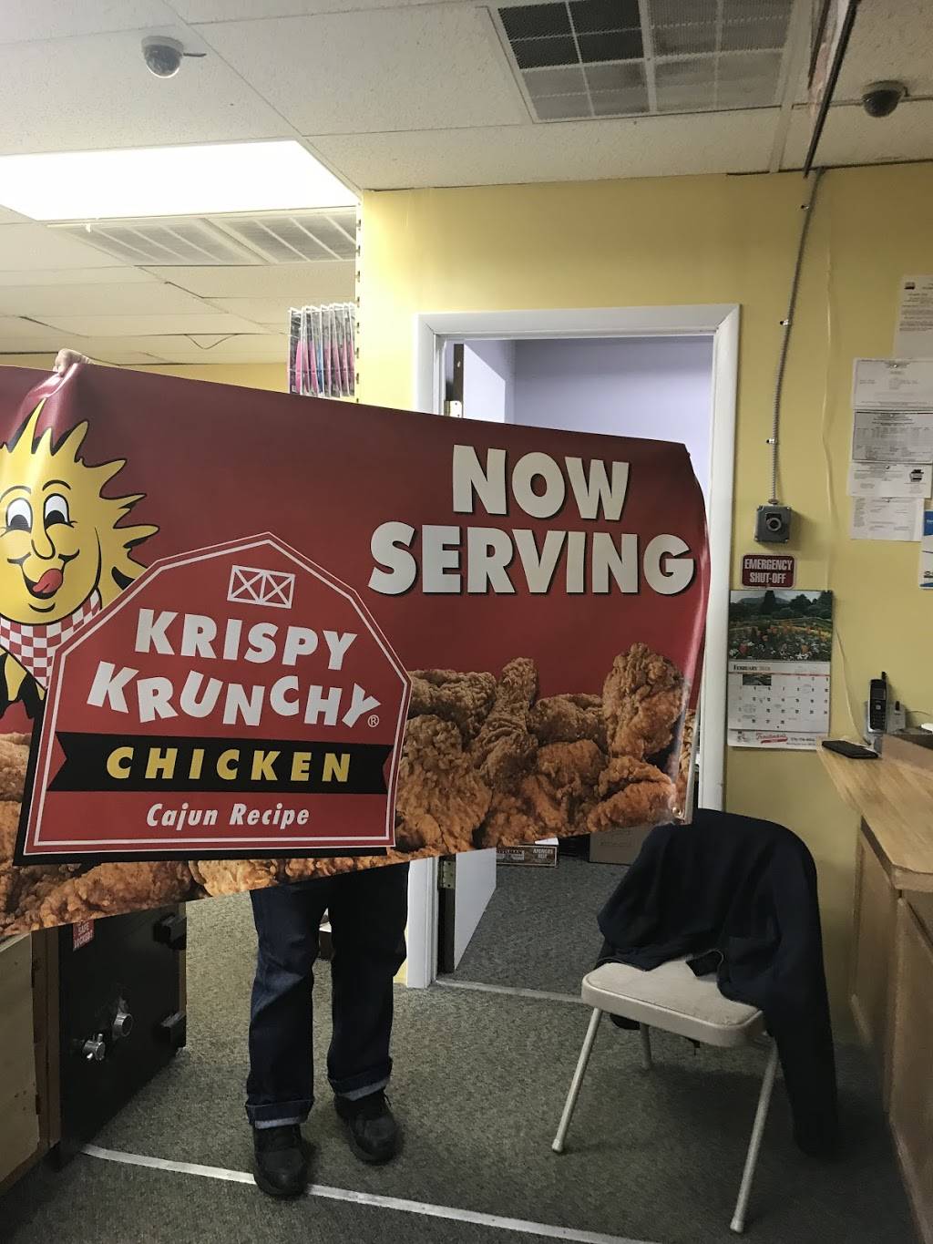 Krispy Krunchy Chicken / EzMarts Halifax | restaurant | 200 Market St, Halifax, PA 17032, USA | 7178272020 OR +1 717-827-2020
