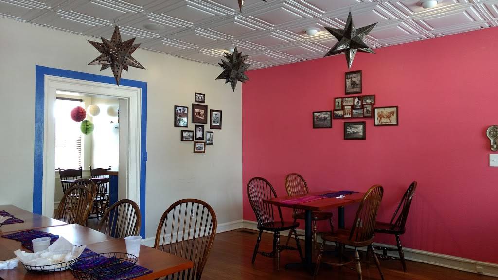 Sombreros Mexican Cuisine & Café | restaurant | 76 Main St, Stanardsville, VA 22973, USA | 4349909153 OR +1 434-990-9153