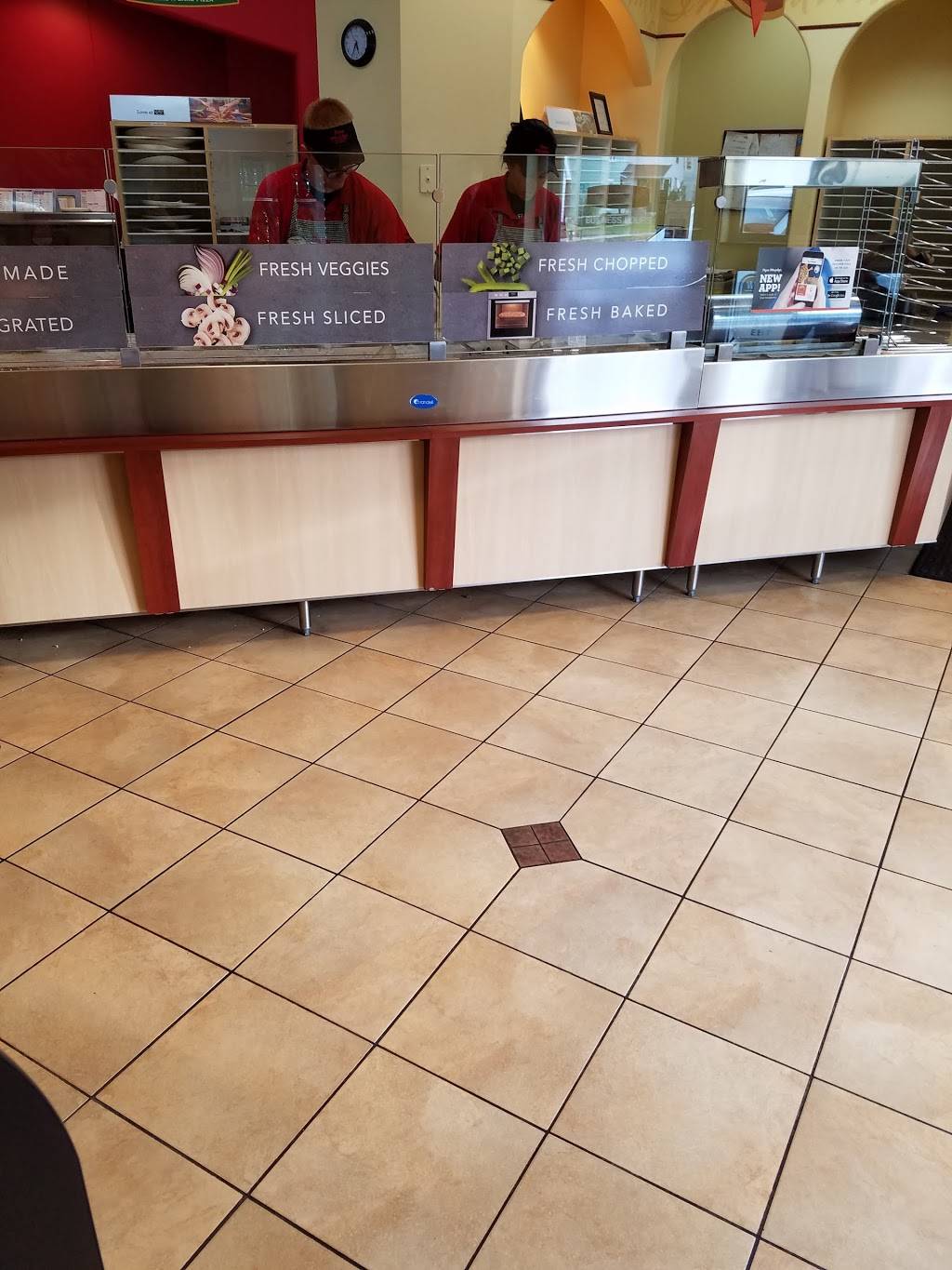 Papa Murphys Take N Bake Pizza | meal takeaway | 1820 Jackson St, La Crosse, WI 54601, USA | 6087931000 OR +1 608-793-1000