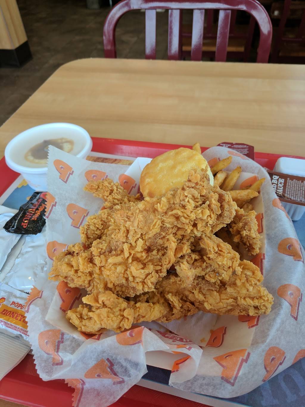 Popeyes Louisiana Kitchen | restaurant | 1911 Indian Hill Blvd, Pomona, CA 91767, USA | 9096217308 OR +1 909-621-7308