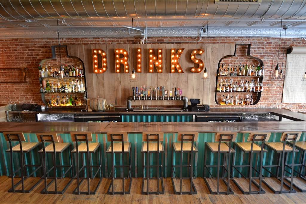 Pour Brothers Community Tavern | restaurant | 220 Linden St, Fort Collins, CO 80524, USA | 9704934368 OR +1 970-493-4368