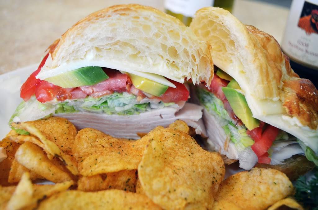 Madison Avenue Cafe and Deli | cafe | 28 N Boulevard of the Presidents, Sarasota, FL 34236, USA | 9413883354 OR +1 941-388-3354