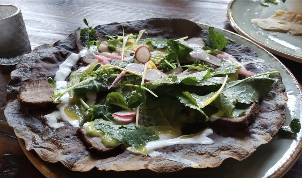 Chivos | restaurant | 222 W 11th St, Houston, TX 77008, USA | 8327671417 OR +1 832-767-1417