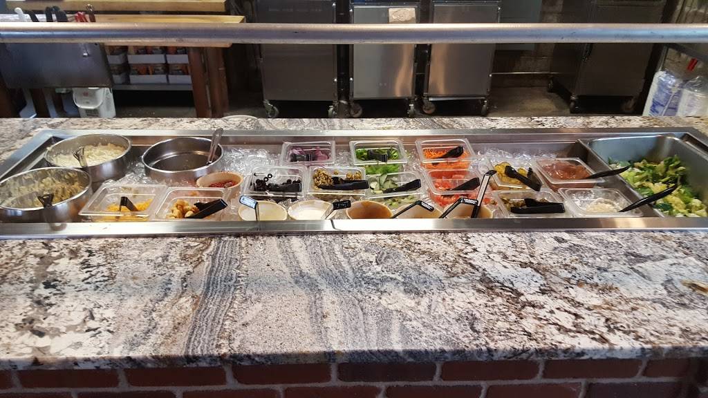 B&C Barbeque | restaurant | 355 North Washington Street, Wichita, KS 67202, USA | 3162638815 OR +1 316-263-8815