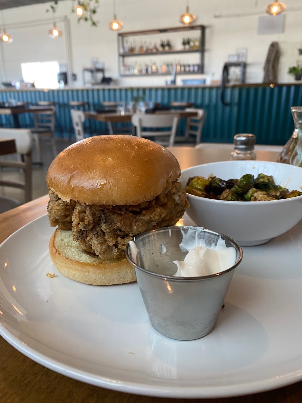 Littlebird Restaurant & Bar | restaurant | 316 N Highland Ave, Jackson, TN 38301, USA | 7313003999 OR +1 731-300-3999