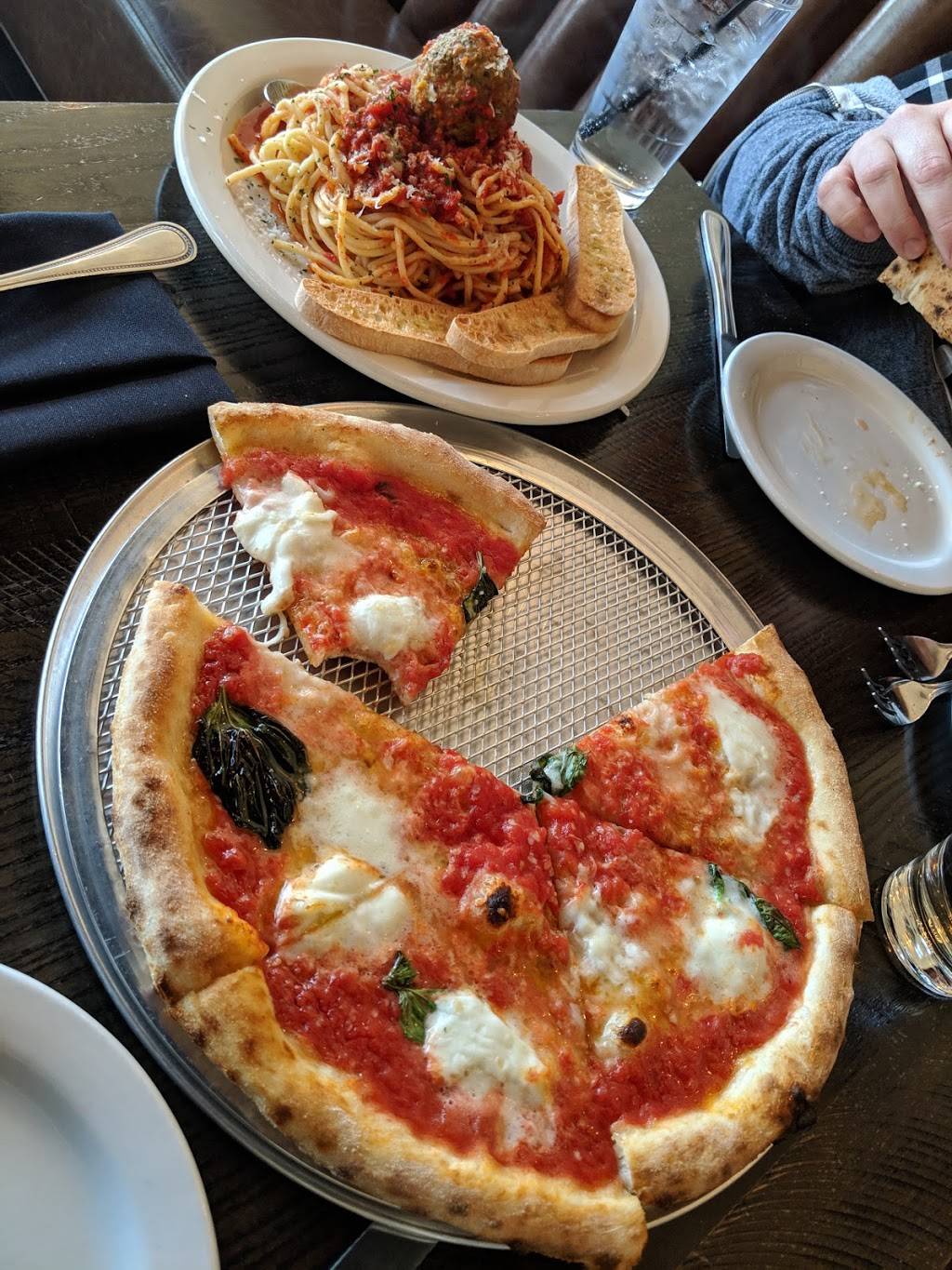 Dough Pizzeria Napoletana | restaurant | WillowBend Market 5960, W Parker Rd Suite 286, Plano, TX 75093, USA | 4698140269 OR +1 469-814-0269