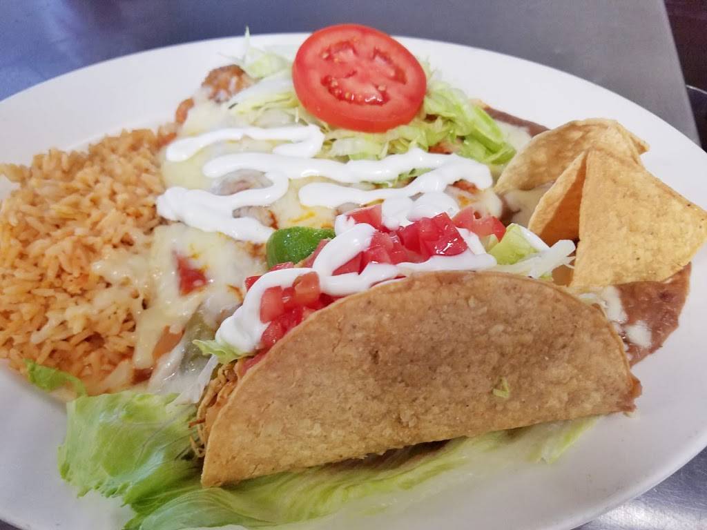 Tacos Y Mariscos Sahuayo | restaurant | 1134 E Anaheim St, Wilmington, CA 90744, USA | 3108353534 OR +1 310-835-3534