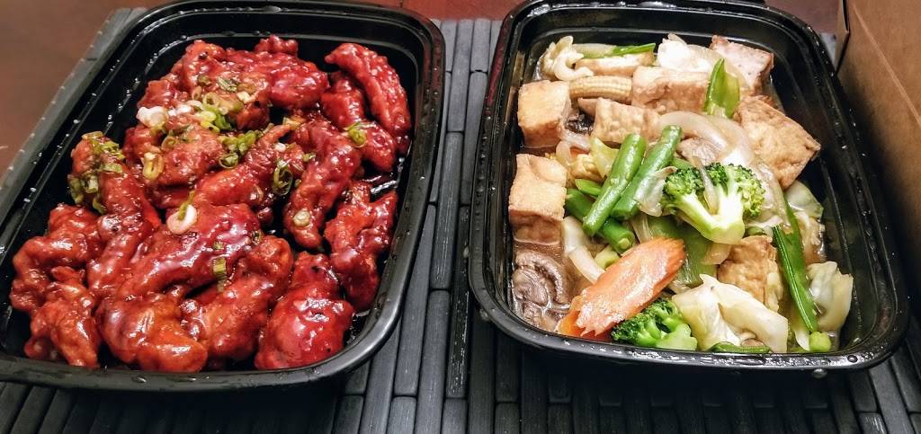 Blu’ Lotus Lao&Thai Restaurant | restaurant | 3641 Mitchell Rd F, Ceres, CA 95307, USA | 2099007598 OR +1 209-900-7598