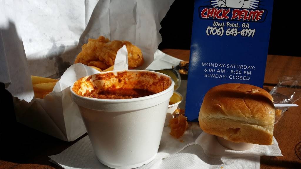 Chic Delite | restaurant | 201 E 8th St, West Point, GA 31833, USA | 7066434797 OR +1 706-643-4797