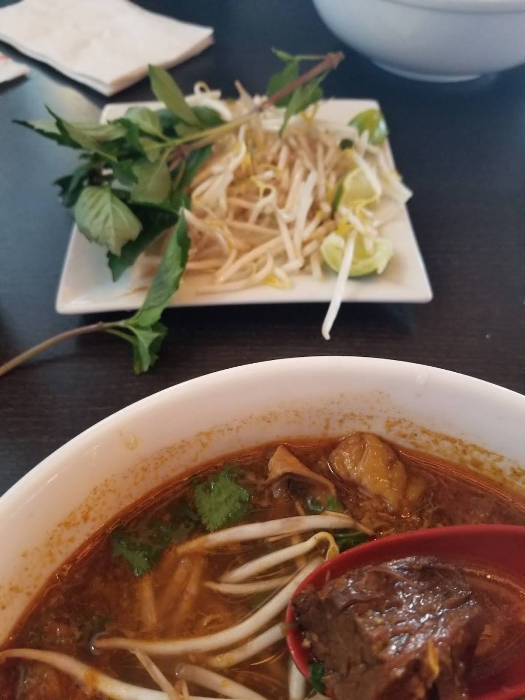 Pho Saigon and Bar | restaurant | 1106 Pontiac Ave, Cranston, RI 02920, USA | 4017800536 OR +1 401-780-0536