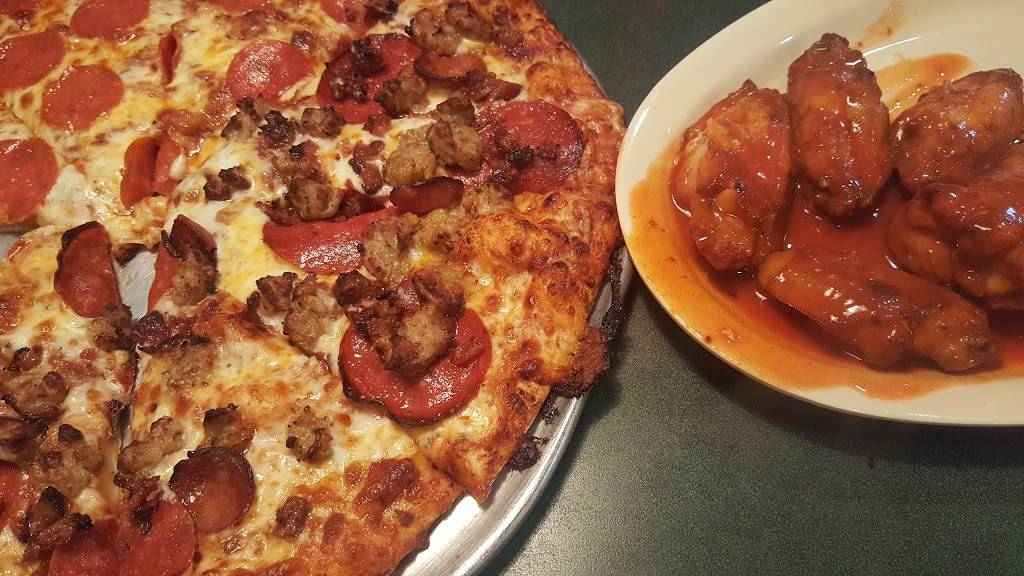 Round Table Pizza | meal delivery | 22205 El Paseo, Shops S5, Rancho Santa Margarita, CA 92688, USA | 9495460500 OR +1 949-546-0500