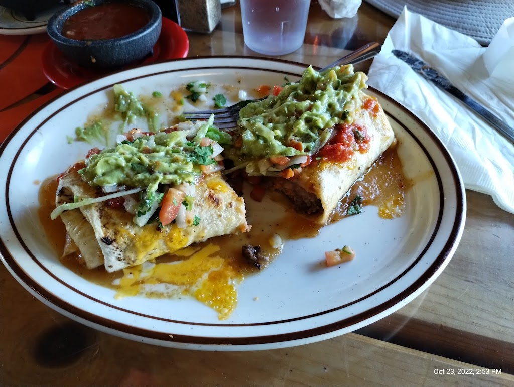 Carlos Restaurante | restaurant | 120 Redwood Hwy, Cave Junction, OR 97523, USA | 5415924553 OR +1 541-592-4553