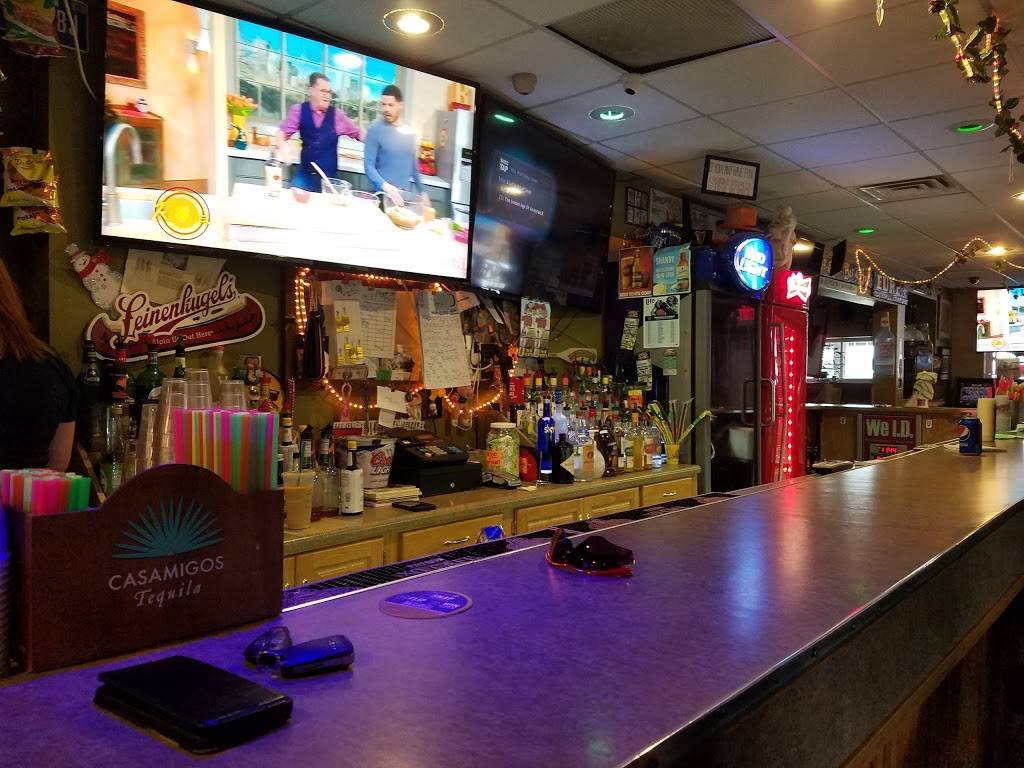 Tippy Canoe Bar & Grill LLC | restaurant | Country Road C, Casco, WI 54205, USA | 9208372727 OR +1 920-837-2727