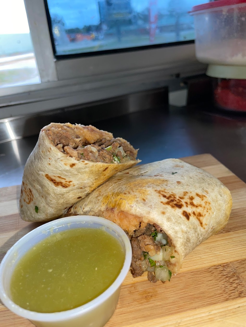 El Tarasco | restaurant | 301 Lt Goins Ave, Green Forest, AR 72638, USA | 8703302395 OR +1 870-330-2395