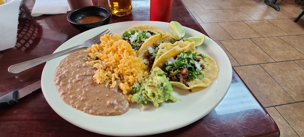 El Charro Mexican Restaurant | restaurant | E Interstate 40 Hwy, Amarillo, TX 79104, USA | 8063734555 OR +1 806-373-4555