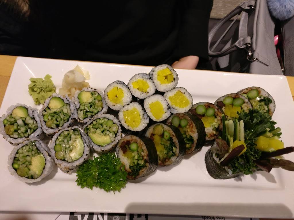 Hina Sushi | restaurant | 769 The Queensway, Etobicoke, ON M8Z 1N1, Canada | 6473506555 OR +1 647-350-6555