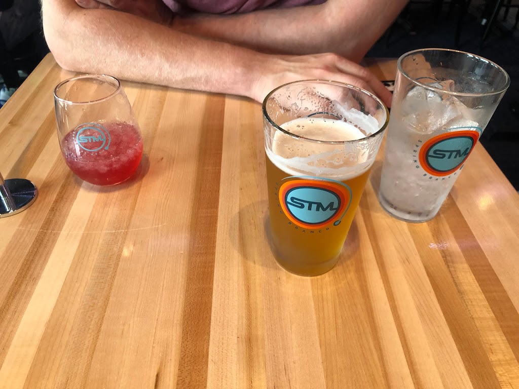 Shoot The Moon | restaurant | 8155 Long Point Rd, Houston, TX 77055, USA | 2818884801 OR +1 281-888-4801