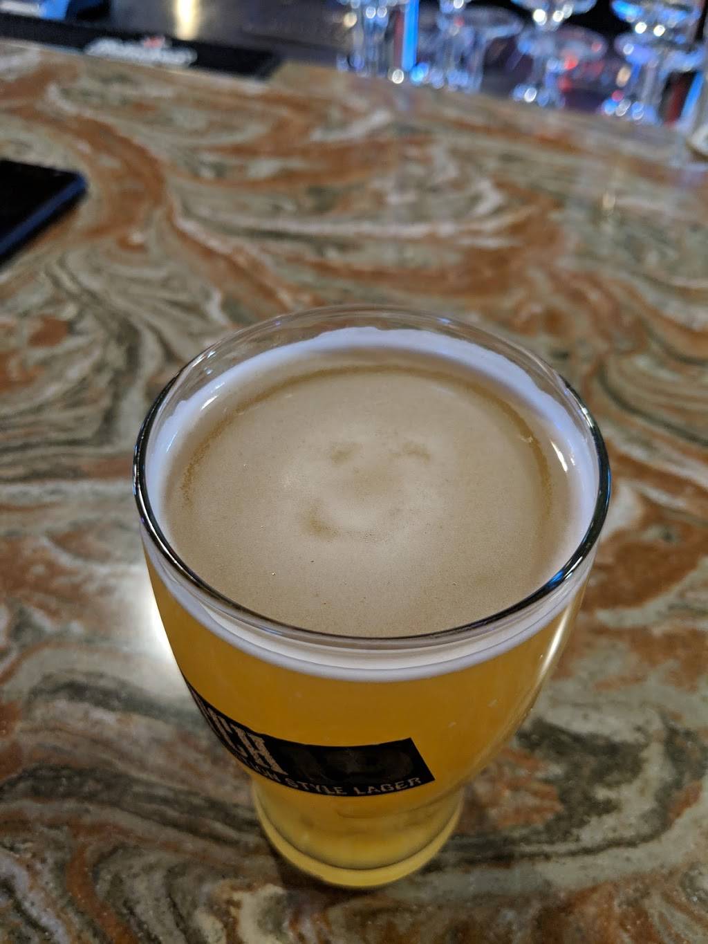 The Logger House | restaurant | 256 S State Ave, Hampton, IL 61256, USA | 3097553077 OR +1 309-755-3077