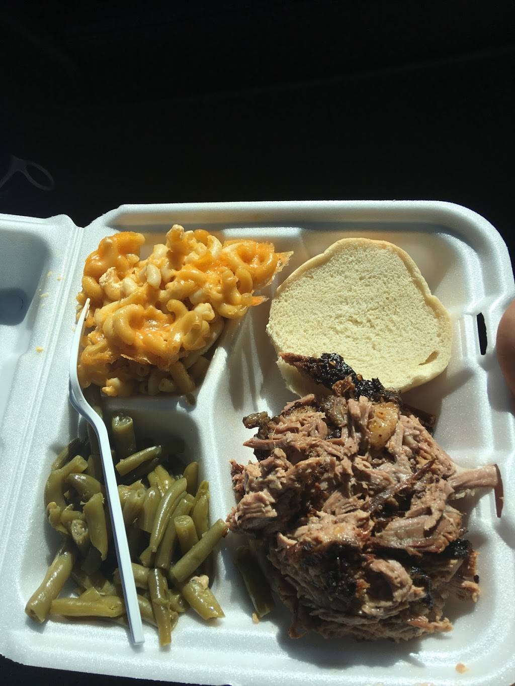 Valley Pike BBQ Co. | restaurant | 3494 Lee Hwy, Weyers Cave, VA 24486, USA | 5409290249 OR +1 540-929-0249