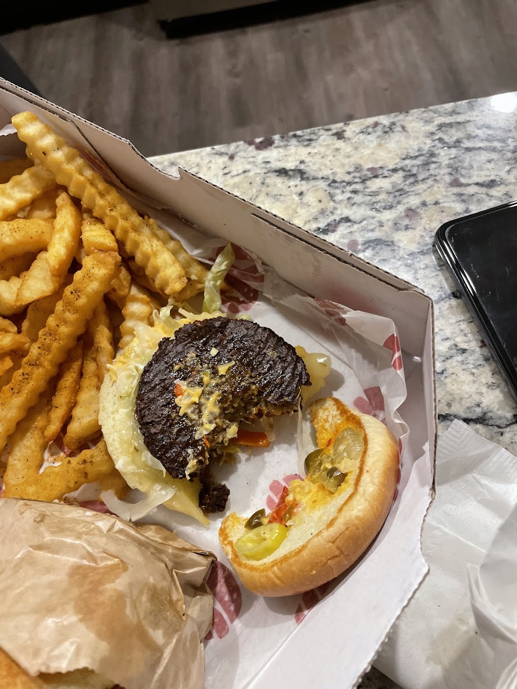 Savvy Sliders | restaurant | 56619 Van Dyke Ave, Shelby Twp, MI 48316, USA | 5863301111 OR +1 586-330-1111