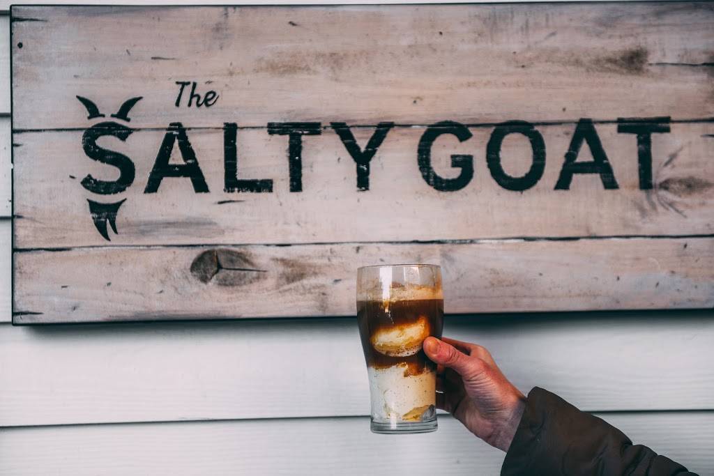 Billy Gs Smokehouse & Salty Goat Bar | restaurant | 5802 Palm Blvd, Isle of Palms, SC 29451, USA | 8438867300 OR +1 843-886-7300