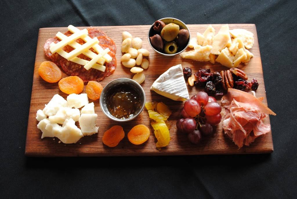 Venue 45 | restaurant | 45 N Main St, Three Rivers, MI 49093, USA | 2698583469 OR +1 269-858-3469