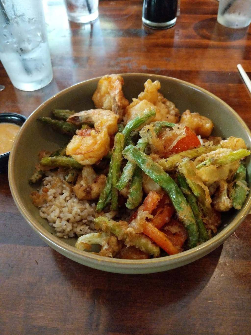 P.F. Changs | meal takeaway | 25 The Blvd, Richmond Heights, MO 63117, USA | 3148622624 OR +1 314-862-2624