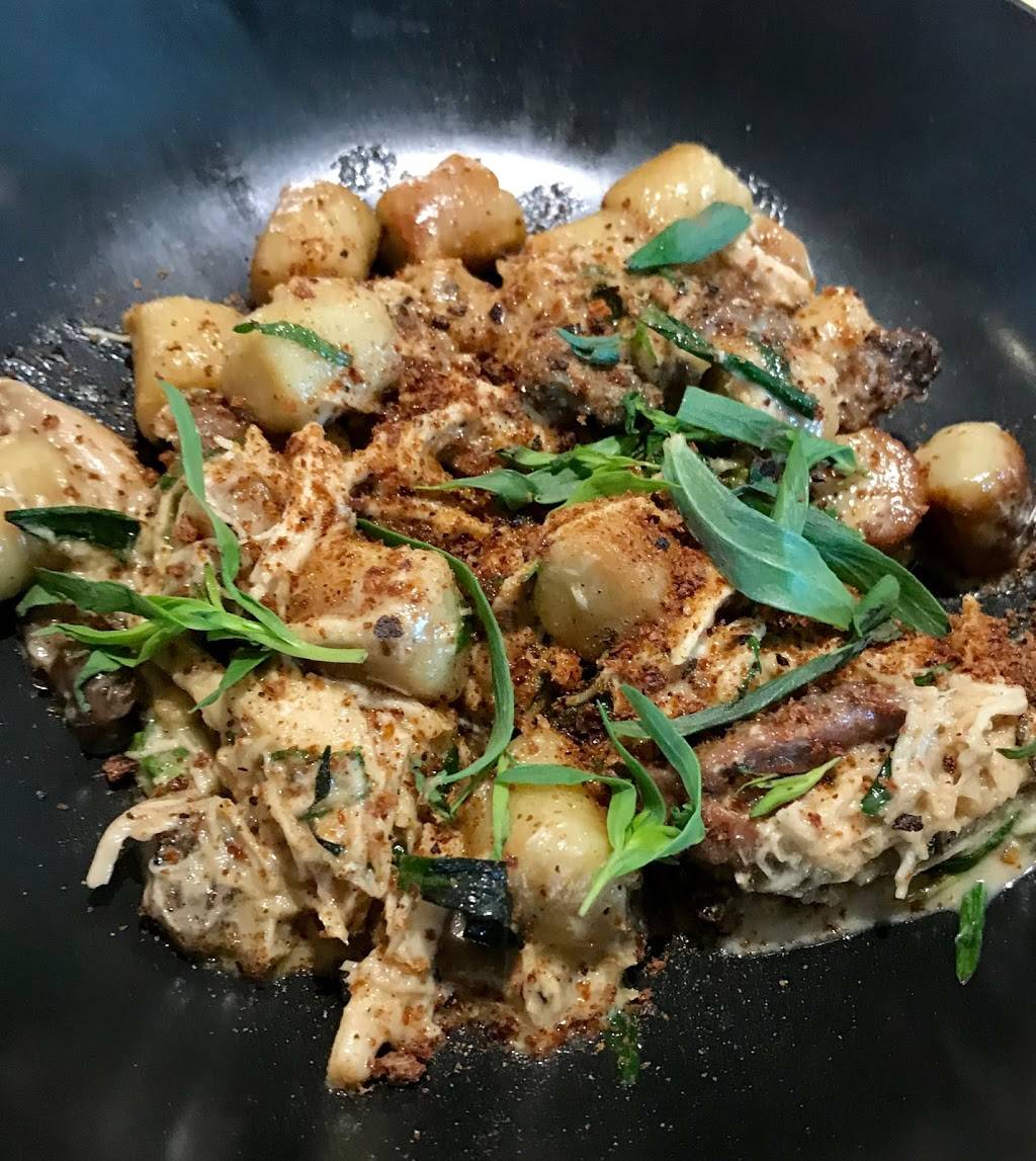 The Loft At Madrona | restaurant | 310 Main St #201, Eastsound, WA 98245, USA | 3603767173 OR +1 360-376-7173