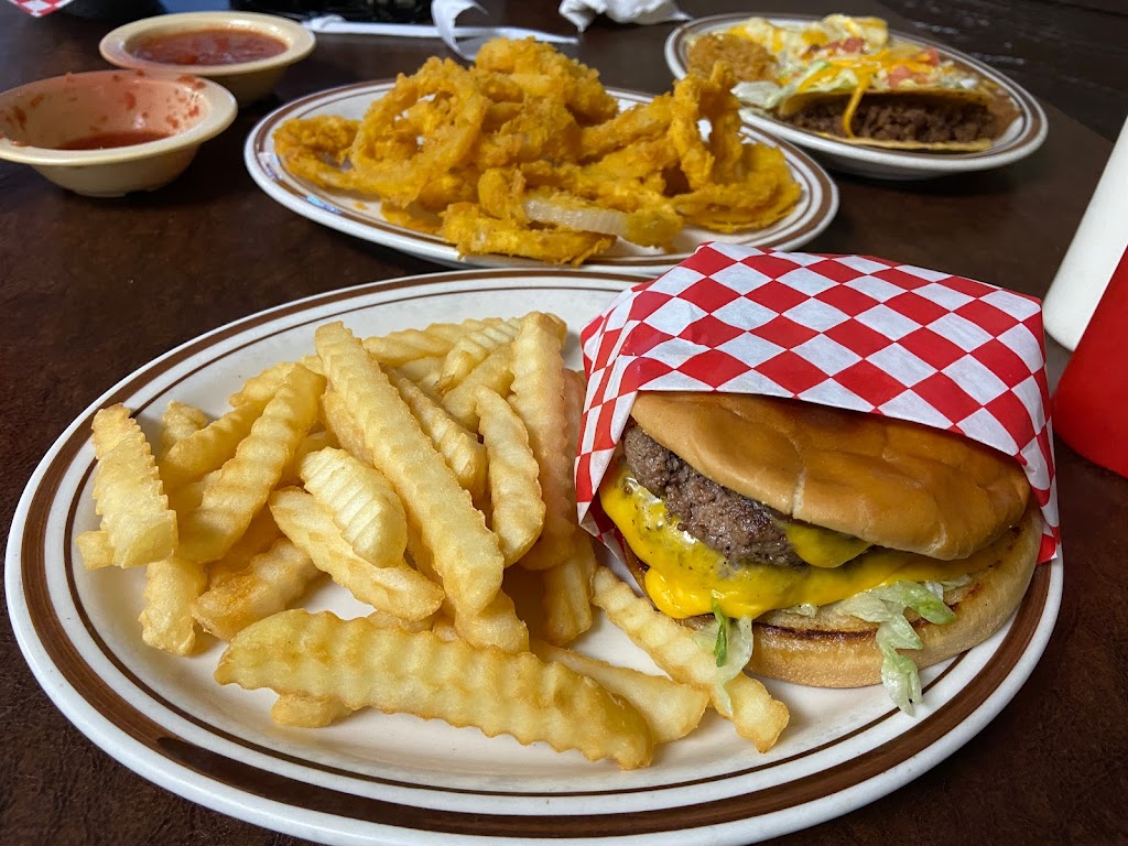 Pepes Diner | restaurant | 3618 W, FM2105, San Angelo, TX 76901, USA | 3256555511 OR +1 325-655-5511