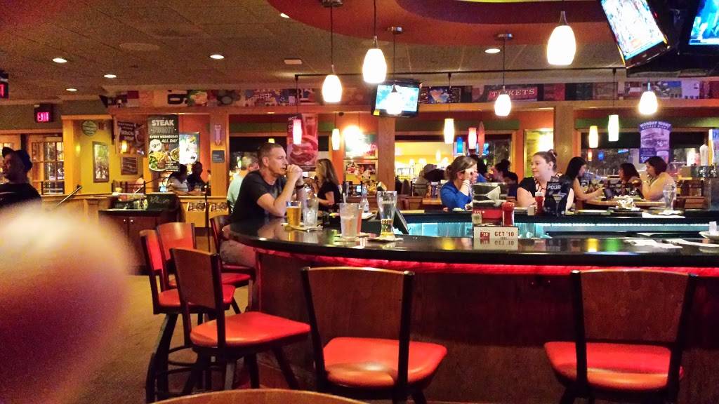 Applebees Grill + Bar | restaurant | 85 Main St, Tewksbury, MA 01876, USA | 9788580418 OR +1 978-858-0418