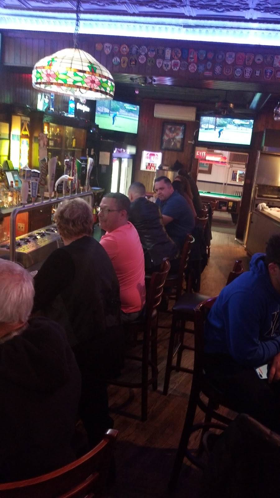 Flat Iron Tavern | restaurant | 430 New Brunswick Ave, Perth Amboy, NJ 08861, USA | 7328264470 OR +1 732-826-4470