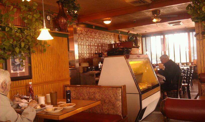 Gourmé Family Restaurant | restaurant | 32775 Lorain Rd, North Ridgeville, OH 44039, USA | 4403278152 OR +1 440-327-8152