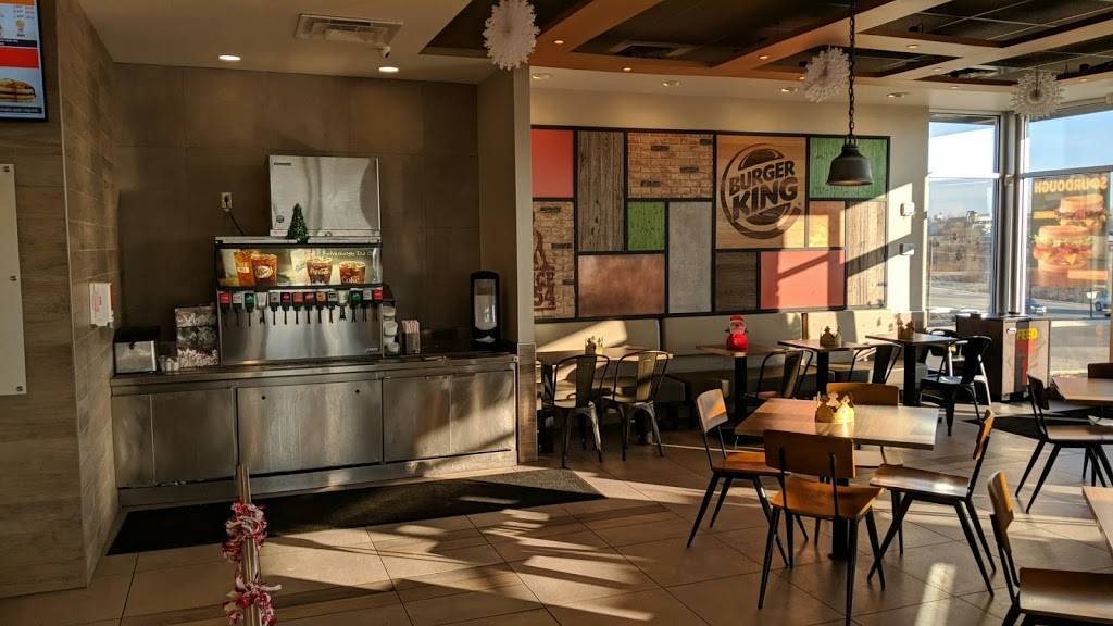 Burger King | restaurant | 100 Mortown Way, Shelbyville, KY 40065, USA | 5024372229 OR +1 502-437-2229