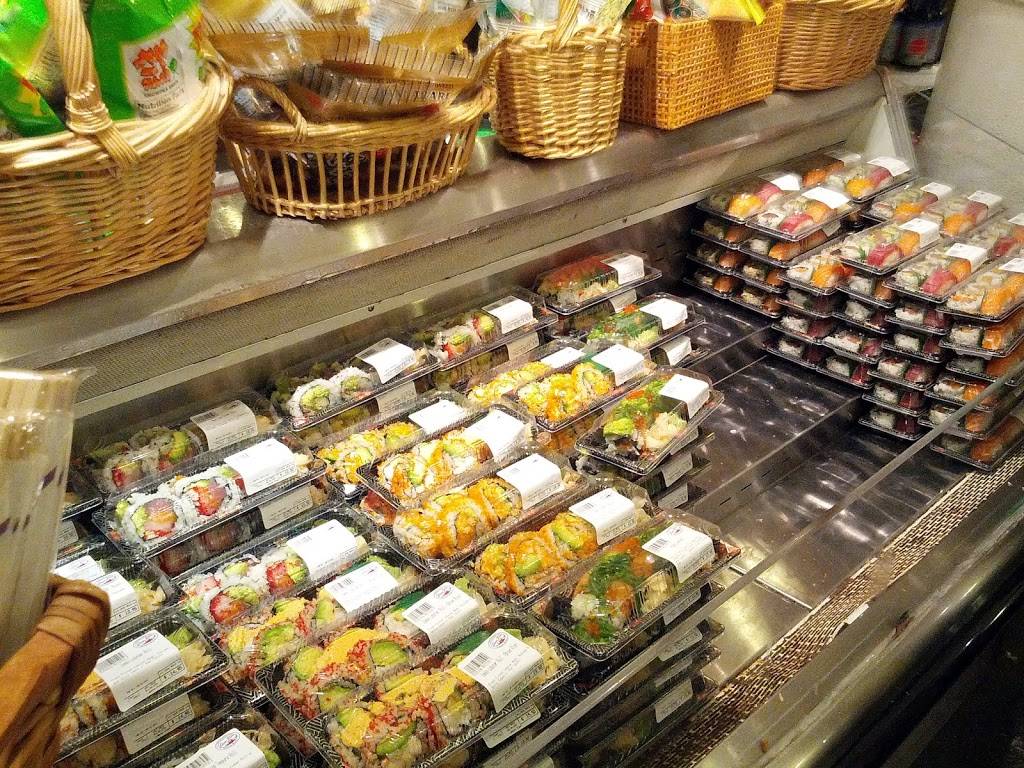 The Lobster Place, Inc. | restaurant | 75 9th Ave, New York, NY 10011, USA | 2122555672 OR +1 212-255-5672