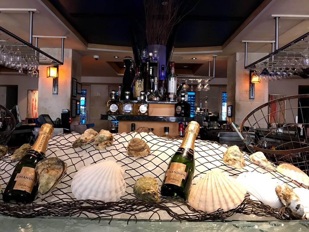 Ostra Restaurant | restaurant | 212 W Crockett St, San Antonio, TX 78205, USA | 2103965817 OR +1 210-396-5817