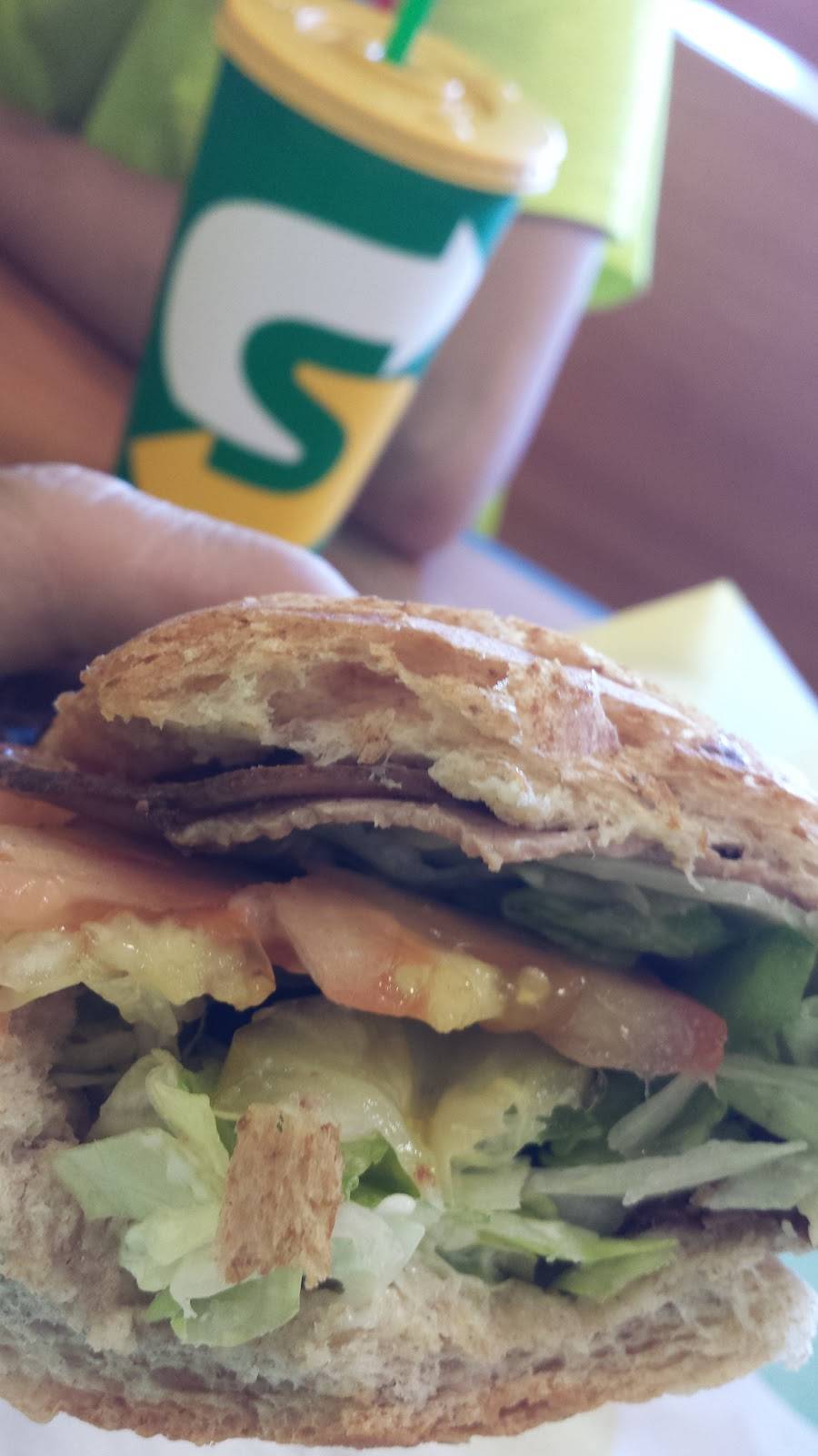 Subway Restaurants | restaurant | 13127 Veterans Memorial Dr, Houston, TX 77014, USA | 2815376960 OR +1 281-537-6960