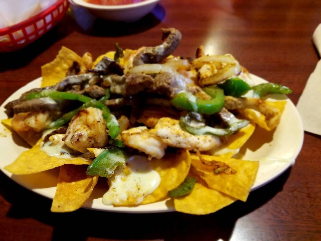 Los Portales Mexican Restaurant | restaurant | 408 W Church St, Lexington, TN 38351, USA | 7319670440 OR +1 731-967-0440