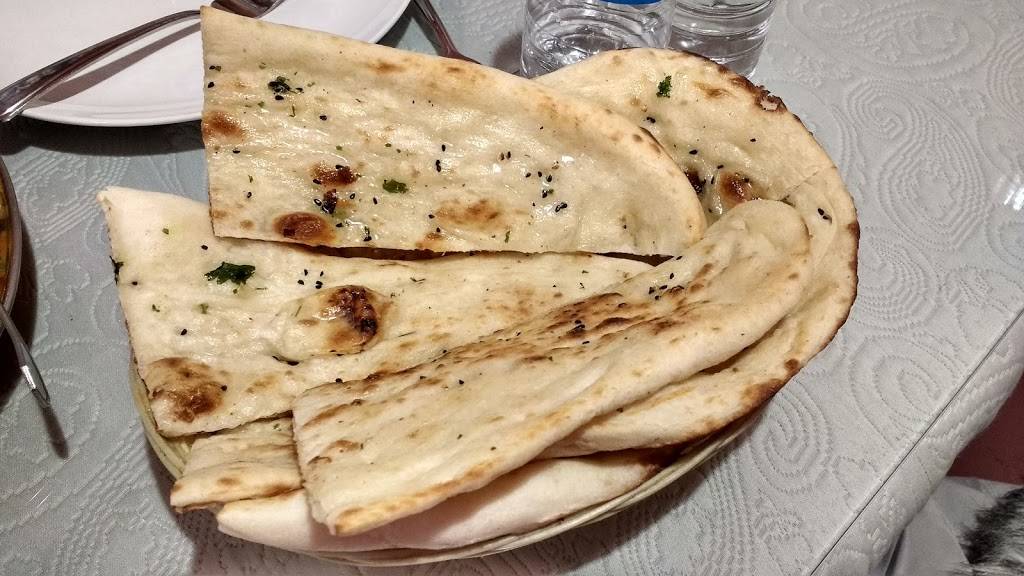 Nishas Kitchen | restaurant | 200 Lorraine Ave, Kitchener, ON N2B 3R3, Canada | 5192080142 OR +1 519-208-0142