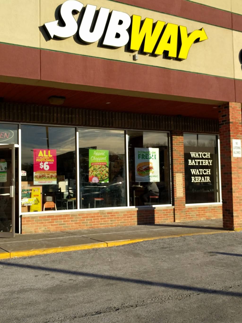 Subway Restaurants | restaurant | 8615 95th St, Hickory Hills, IL 60457, USA | 7085990460 OR +1 708-599-0460